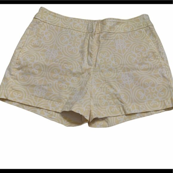 Juniper + Lime Yellow and White Geometric Shorts - Picture 3 of 10